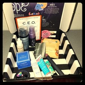 HUGE LOT JANUARY 2019 EDITION BY PLAY SEPHORA